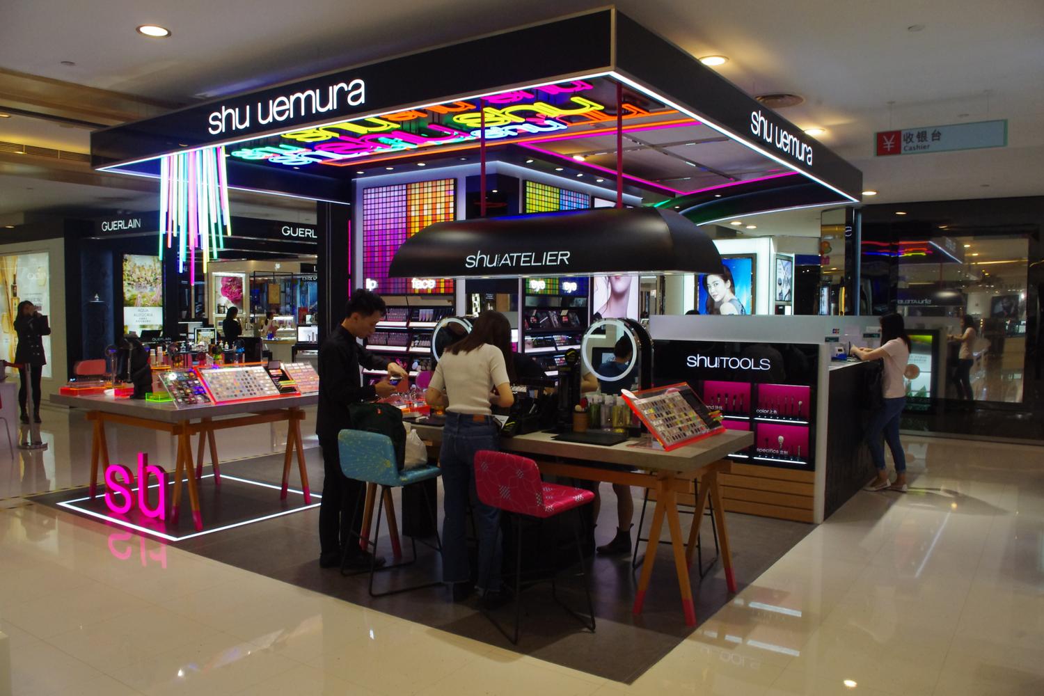 SHU UEMURA